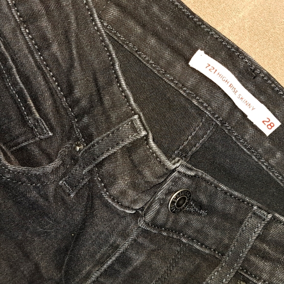 Levi's 721 High Rise Skinny - Picture 2 of 4